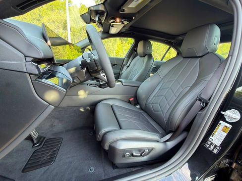 New 2027 BMW 530i xDrive w/ M Sport Package AWD/4WD image 12