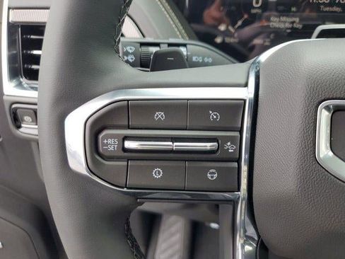 New 2026 GMC Yukon XL Elevation image 21