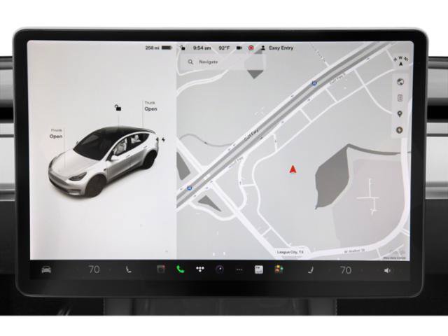 Used 2023 Tesla Model Y Performance AWD/4WD image 16