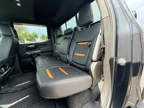 Used 2020 GMC Sierra 1500 AT4 w/ AT4 Premium Package AWD/4WD image 21