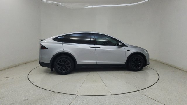 Used 2024 Tesla Model X AWD/4WD image 12