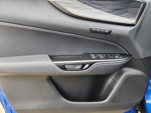 Used 2025 Lexus NX 250 FWD w/ Premium Package image 23