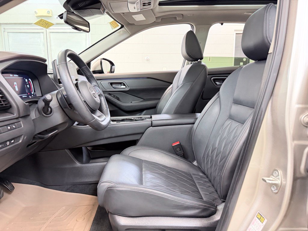 Used 2023 Nissan Rogue Platinum w/ Platinum Premium Package AWD/4WD image 13