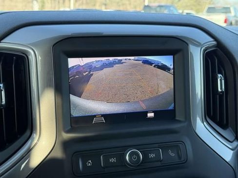 Used 2021 Chevrolet Silverado 1500 Custom image 24