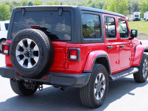 Used 2020 Jeep Wrangler Unlimited Sahara AWD/4WD image 5
