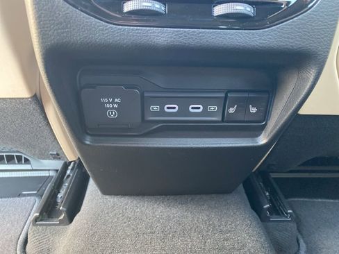 New 2026 Jeep Grand Cherokee Limited image 39