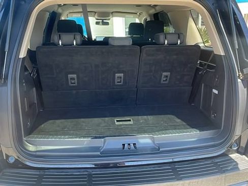 Used 2024 Ford Expedition XLT AWD/4WD image 31