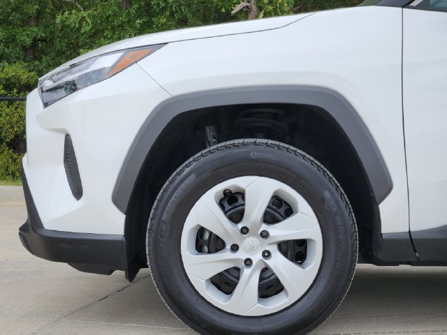 Used 2025 Toyota RAV4 LE FWD image 10