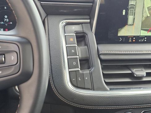 Used 2024 GMC Yukon XL AT4 w/ Technology Package AWD/4WD image 41