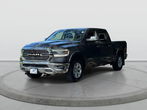 Used 2020 RAM 1500 Laramie AWD/4WD image 3
