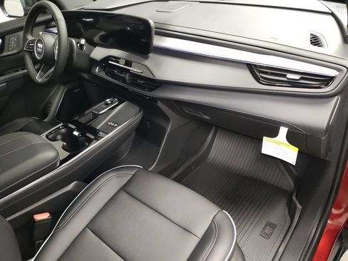 New 2026 Buick Enclave Preferred w/ Power Package FWD image 8
