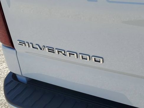 Used 2023 Chevrolet Silverado 1500 LT w/ Protection Package AWD/4WD image 10