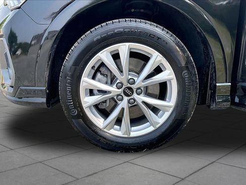 Used 2025 Audi Q3 2.0T Premium AWD/4WD image 11