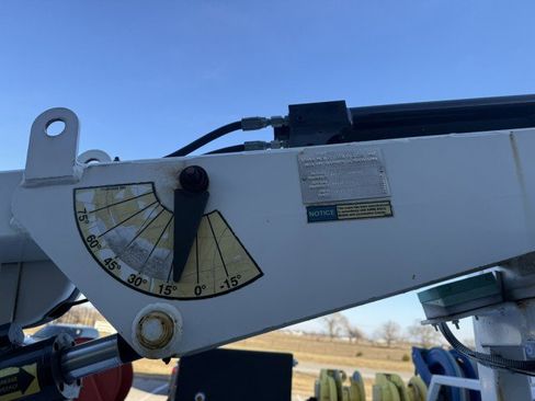 Used 2012 Ford F550 4x4 Regular Cab Super Duty w/ Payload Upgrade Pkg image 21