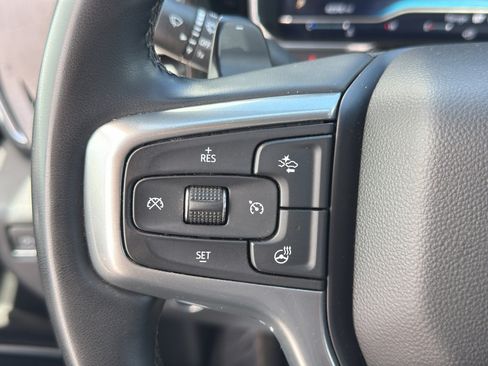 Used 2023 Chevrolet Silverado 1500 LTZ AWD/4WD image 18