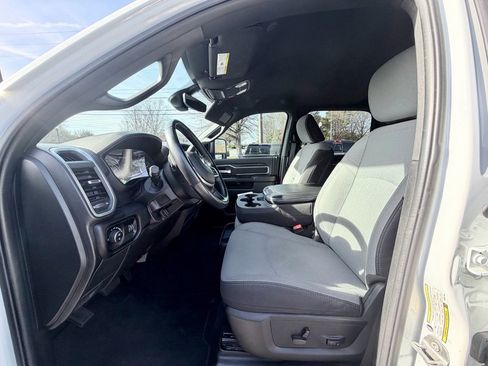 Used 2024 RAM 3500 Big Horn image 20