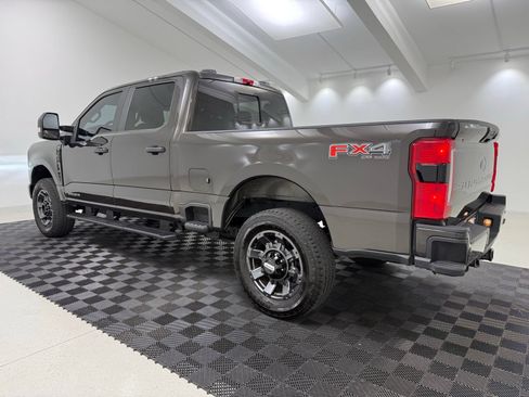 Used 2024 Ford F250 XL w/ STX Appearance Package AWD/4WD image 4