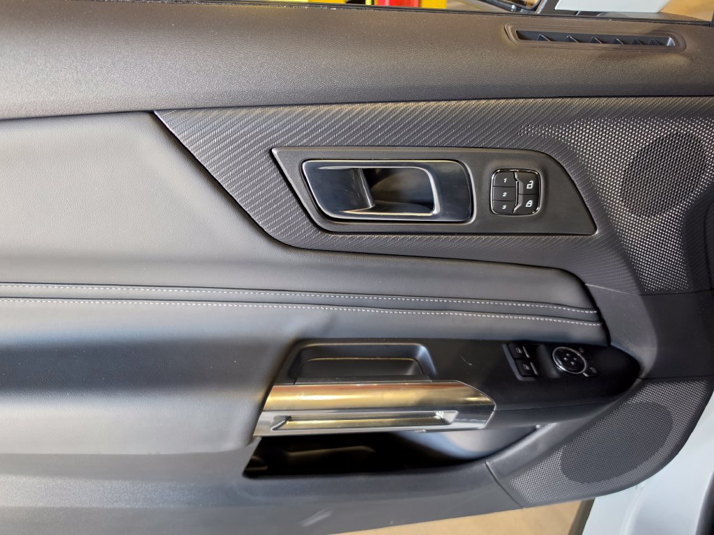Used 2024 Ford Mustang GT Premium RWD image 5