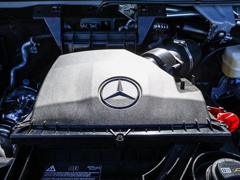 Used 2024 Mercedes-Benz Sprinter 144 Cargo image 41