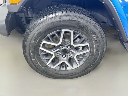 Used 2024 Jeep Wrangler Sahara w/ Safety Group image 32