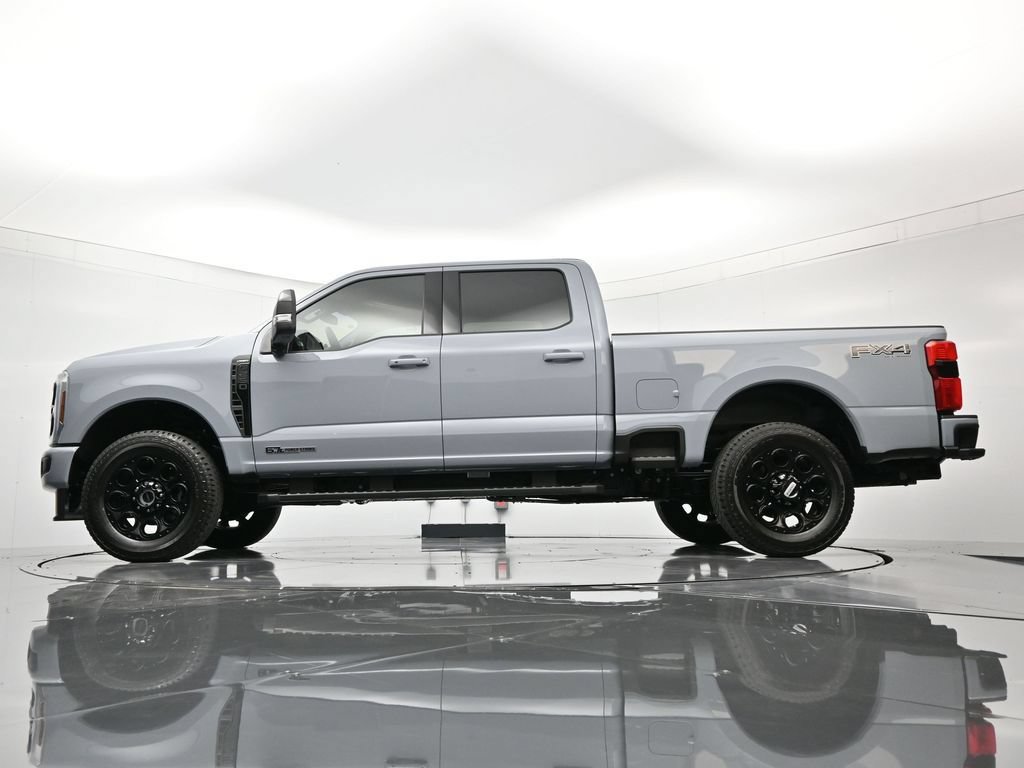 New 2026 Ford F250 Lariat w/ Black Appearance Package AWD/4WD image 44
