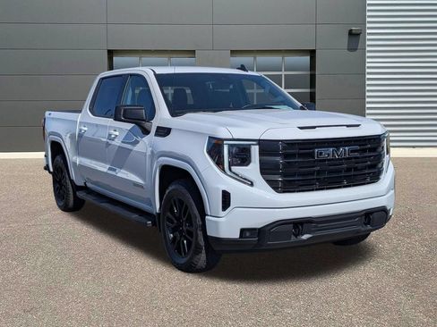 New 2026 GMC Sierra 1500 Elevation w/ Preferred Package AWD/4WD image 3