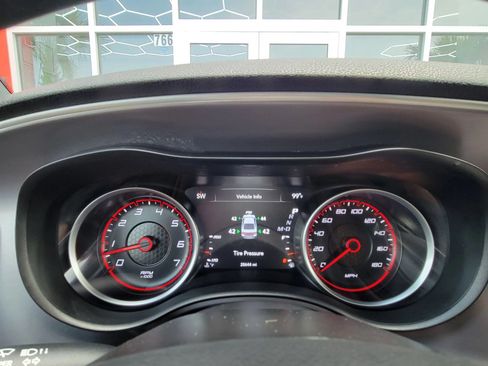 Used 2022 Dodge Charger Scat Pack RWD image 13