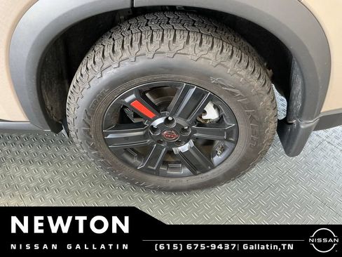 Used 2025 Nissan Rogue SV w/ Rock Creek Premium Package AWD/4WD image 33