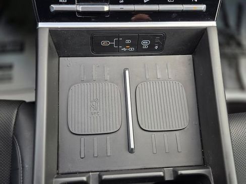 Used 2025 Hyundai Santa Fe SEL image 24