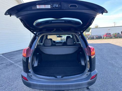 Used 2015 Toyota RAV4 Limited FWD image 37