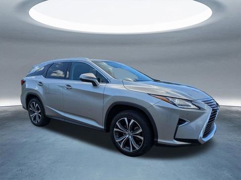 Used 2018 Lexus RX 350L FWD image 2