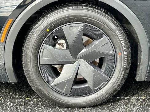 Certified 2024 Toyota Prius LE image 38