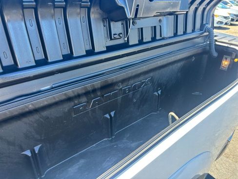 Used 2014 RAM 1500 Laramie AWD/4WD image 17