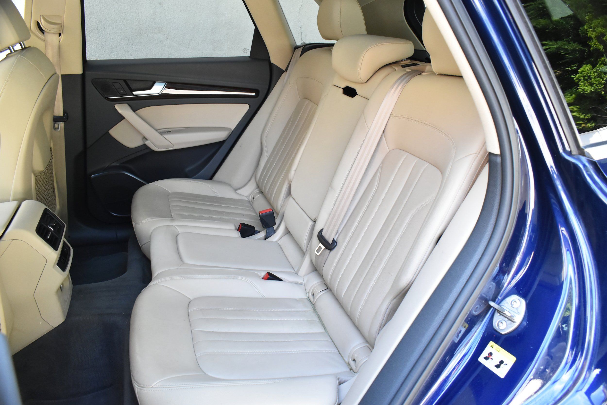 Used 2020 Audi Q5 2.0T Premium w/ Convenience Package AWD/4WD image 18