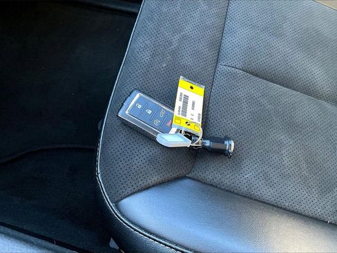 Used 2023 Jeep Grand Cherokee L Laredo image 30