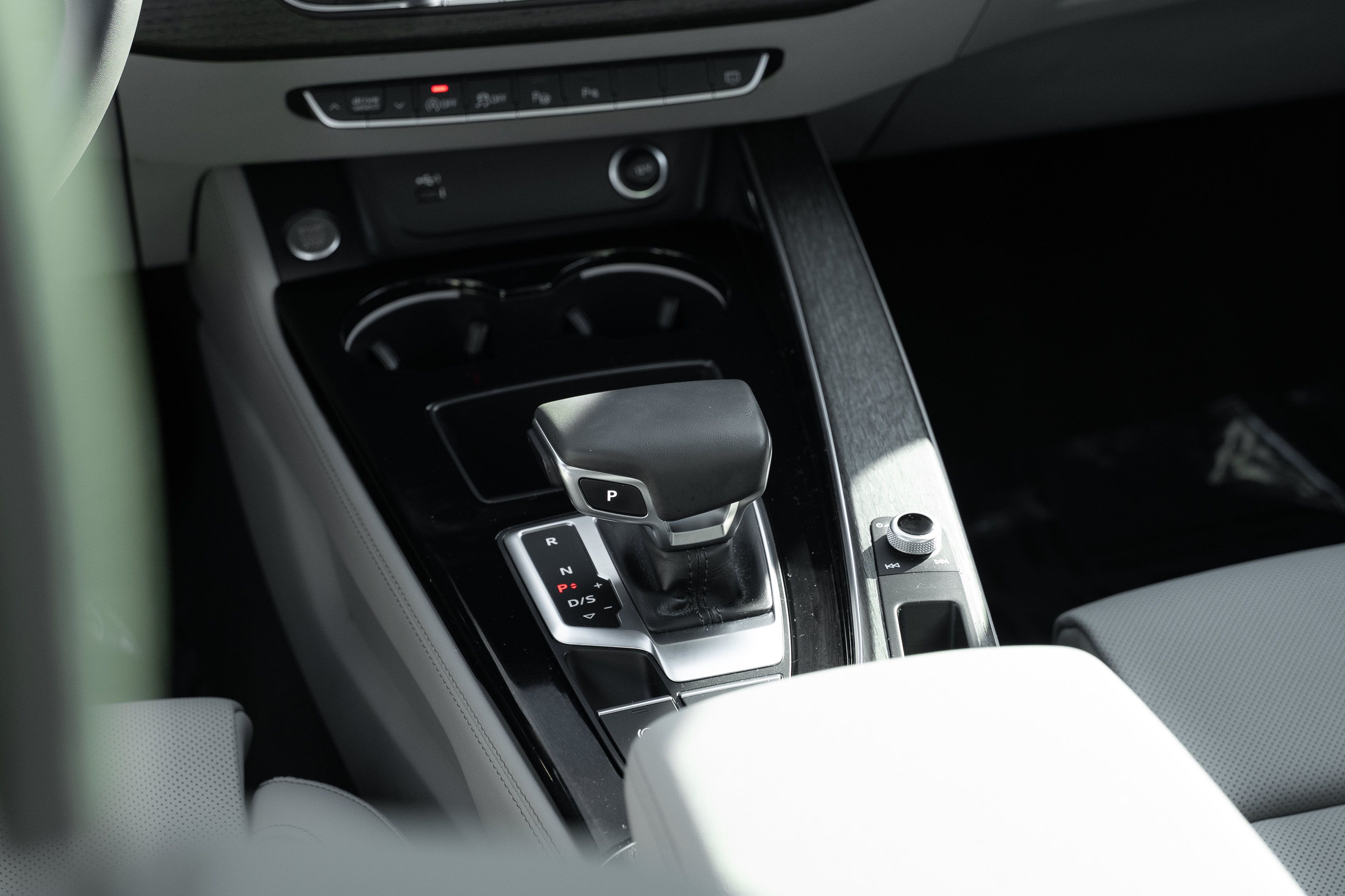 Certified 2025 Audi A5 2.0T Prestige AWD/4WD image 11