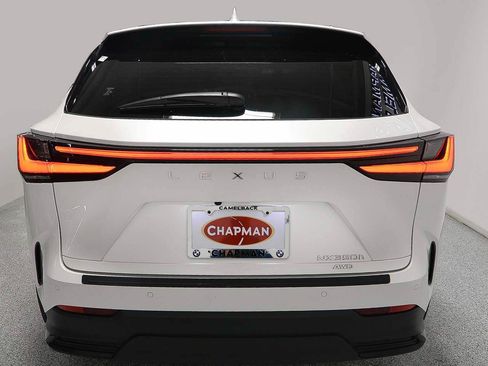 Used 2025 Lexus NX 350h AWD w/ Cold Area Package image 4
