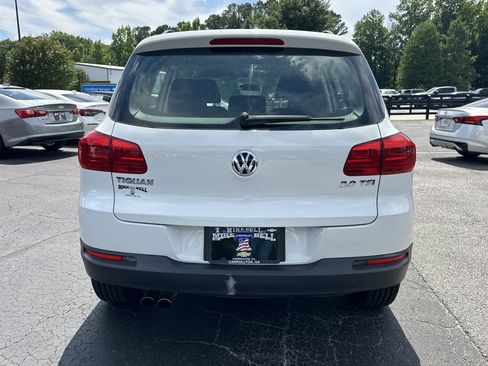 Used 2015 Volkswagen Tiguan SE FWD image 7