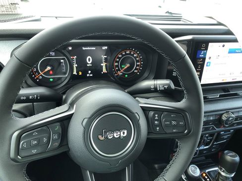 New 2026 Jeep Gladiator Willys image 23