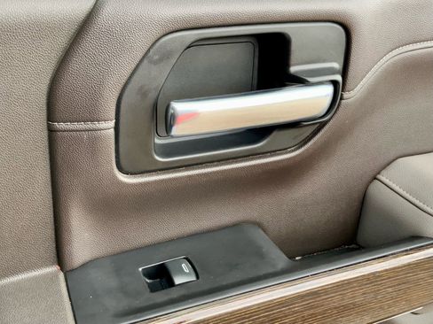 Used 2020 GMC Sierra 1500 Elevation w/ Elevation Value Package image 55