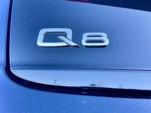 Used 2023 Audi Q8 Premium Plus image 33