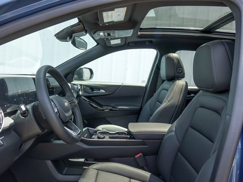 Used 2026 Chevrolet Equinox LT w/ Convenience Package II FWD image 15