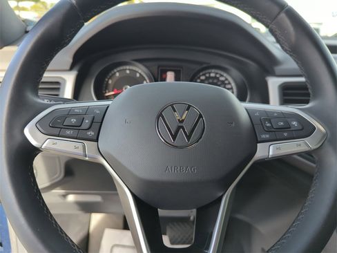 Used 2020 Volkswagen Atlas Cross Sport SE image 44