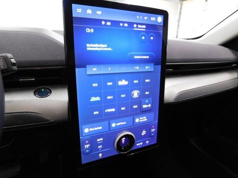 Used 2023 Ford Mustang Mach-E Select image 22