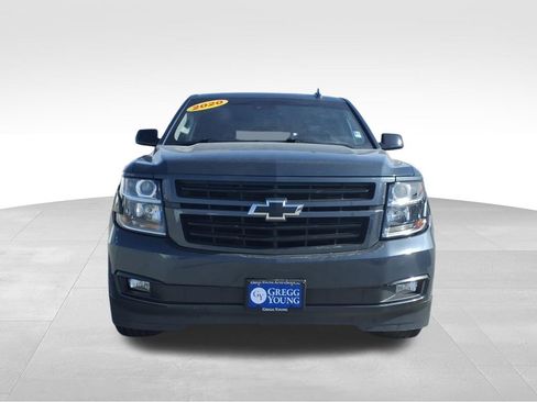 Used 2020 Chevrolet Suburban Premier image 2