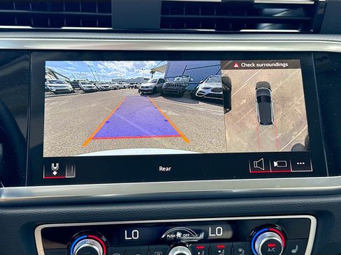 Used 2025 Audi Q3 2.0T Premium Plus w/ Premium Plus Package image 33