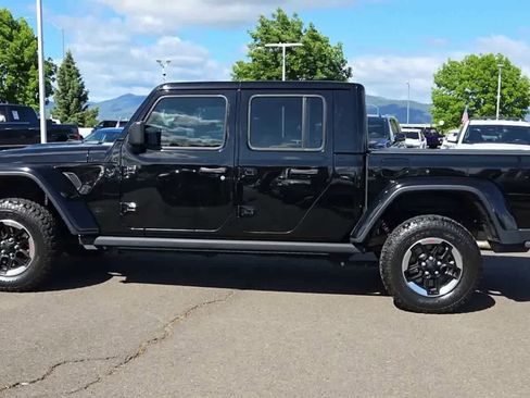 Used 2020 Jeep Gladiator Rubicon AWD/4WD image 5