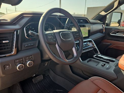 Used 2026 GMC Sierra 2500 Denali Ultimate AWD/4WD image 10