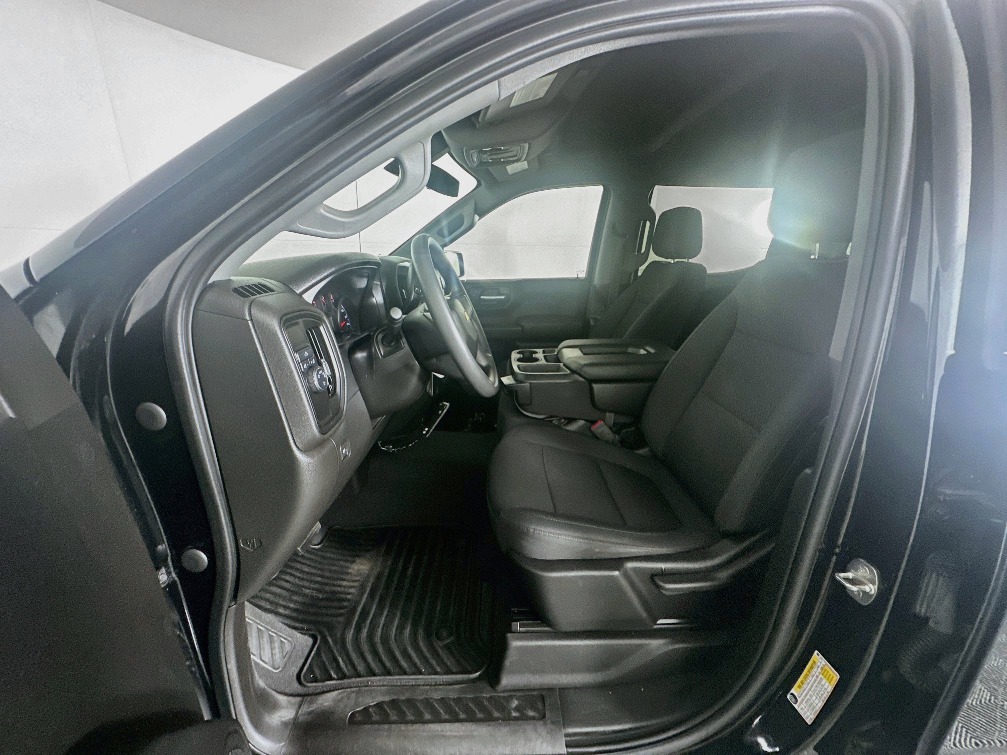 Used 2021 Chevrolet Silverado 1500 Custom RWD image 13