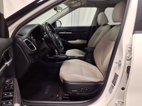 Used 2021 Kia Seltos EX image 25